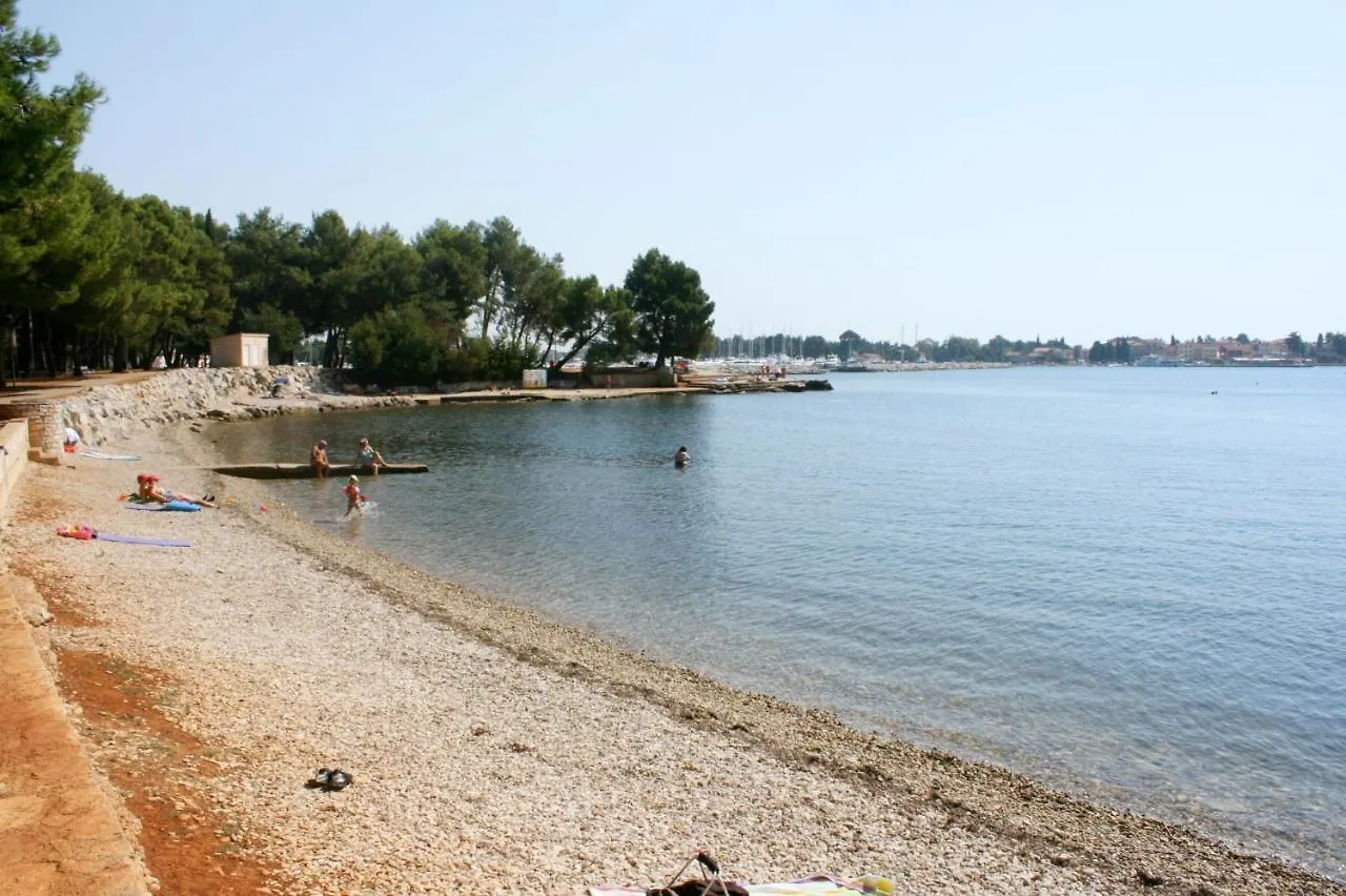 Apartments With A Parking Space Novigrad - 2536 Croatia