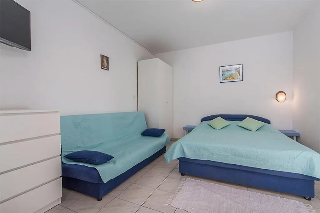 Apartments With A Parking Space Novigrad - 2536 Croatia
