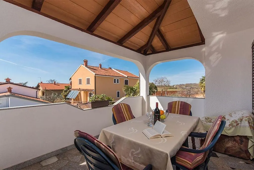 Apartments With A Parking Space Novigrad - 2536 Croatia